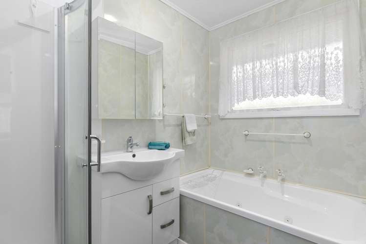 5 Norana Road Maoribank_12