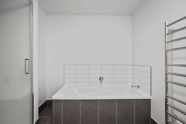 2m/27 Morning Star Place Mount Albert_9