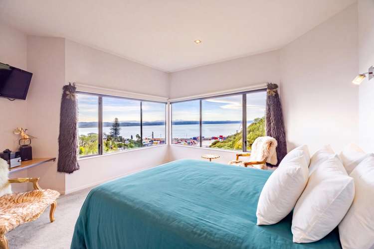 4B Seapoint Road Bluff Hill_9
