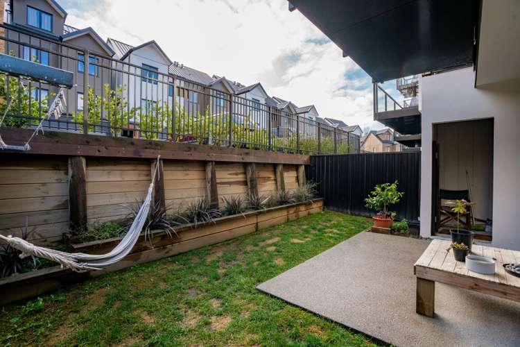 1/30 Bullendale Drive Arthurs Point_11