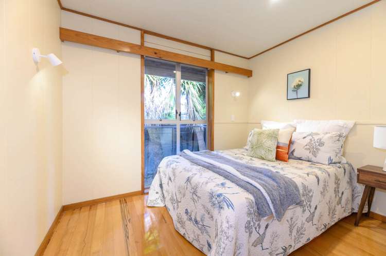 2 Meadway Sunnyhills_27