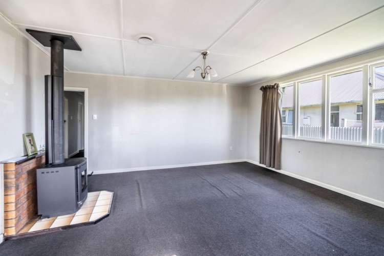 84 Lithgow Street Glengarry_2