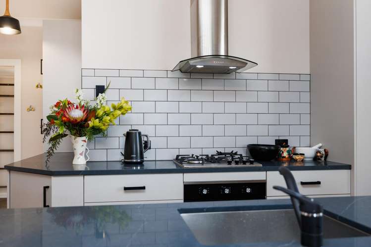 9 Kingswood Street Takaro_9