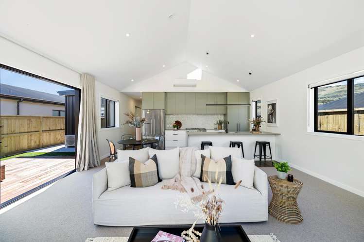 13 Friesian Close Jacks Point_11