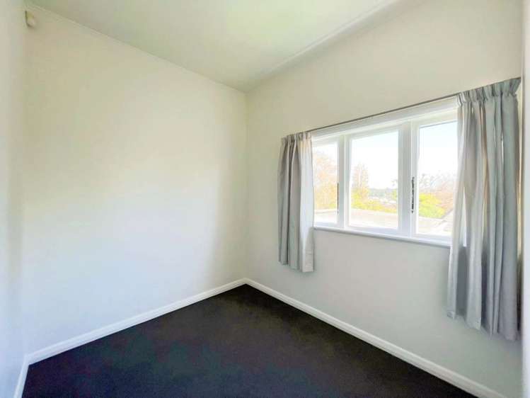 22 Archibald Road Kelston_9