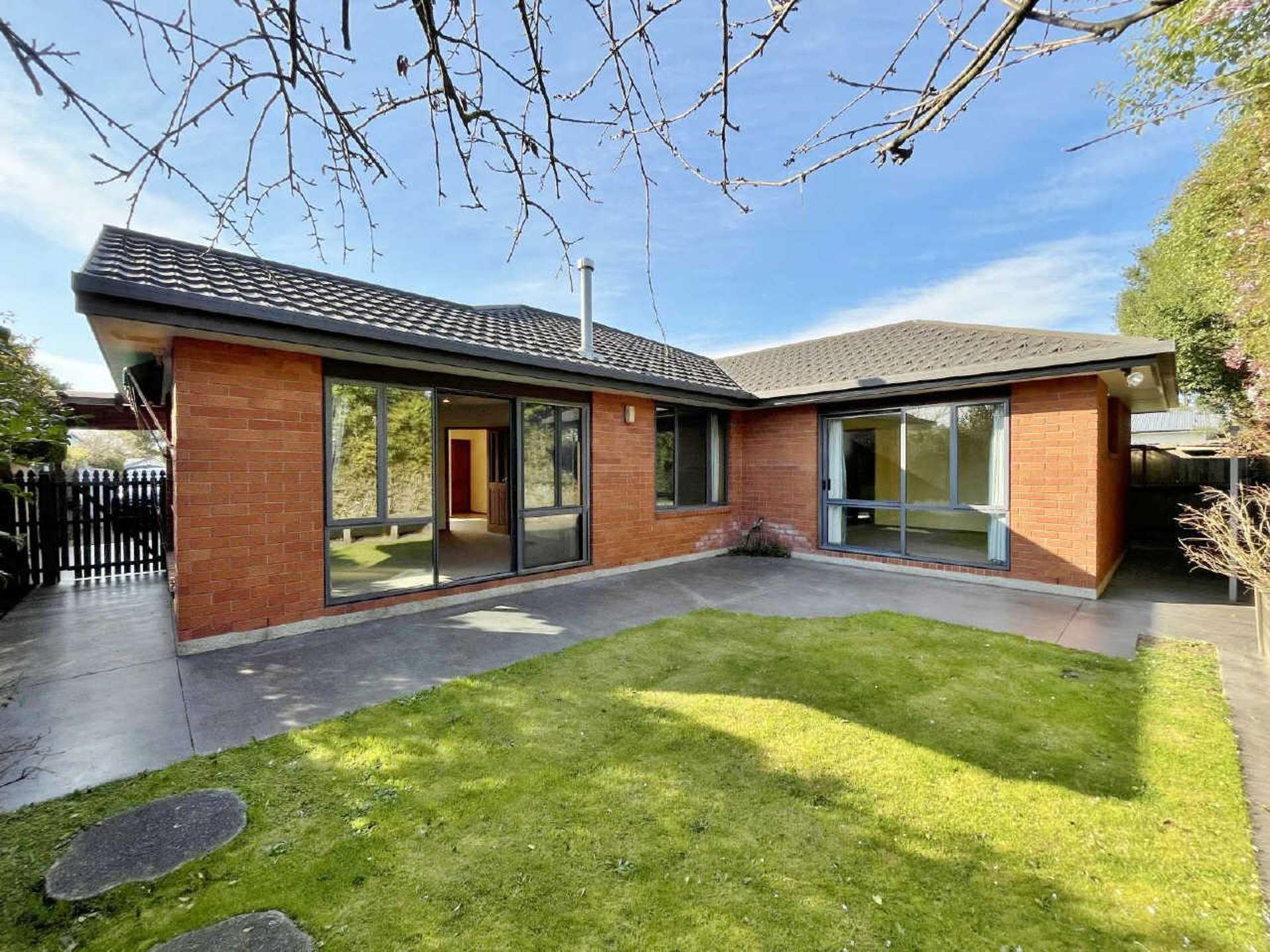 2/82 Middleton Road Upper Riccarton_0