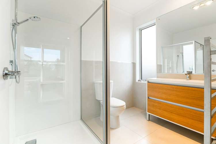 16 Kukuwai Avenue Red Beach_14