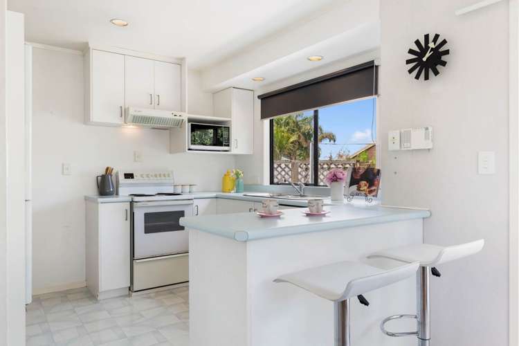 2/67 Howe Street Howick_7