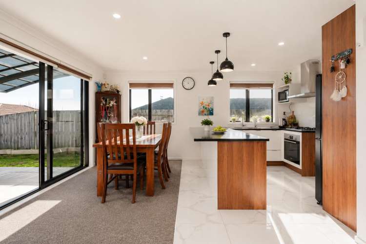 6 Heke Lane Glenview_4