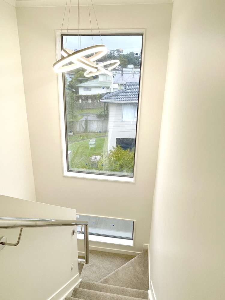 2/11 Celeste Place Totara Vale_7