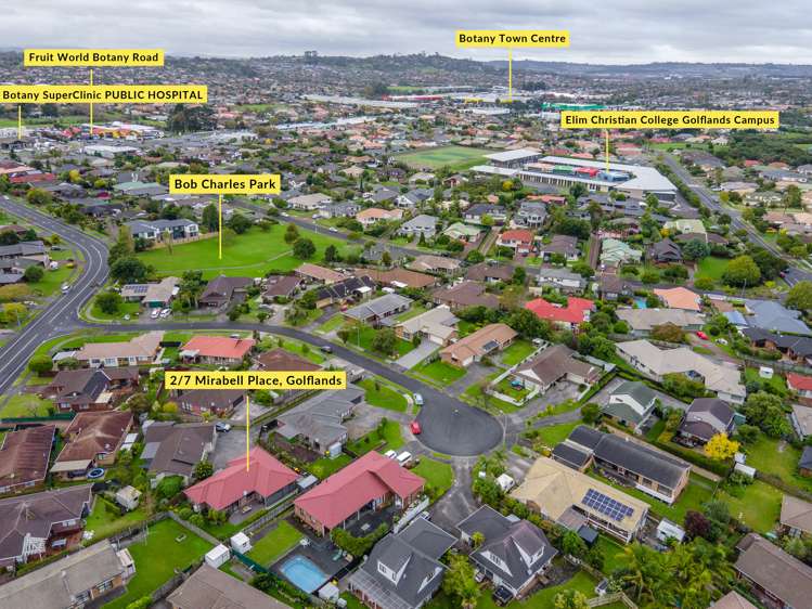 2/7 Mirabell Place Golflands_23