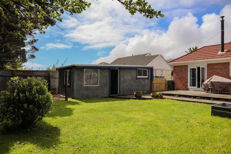 38 Firth Street Cobden_23