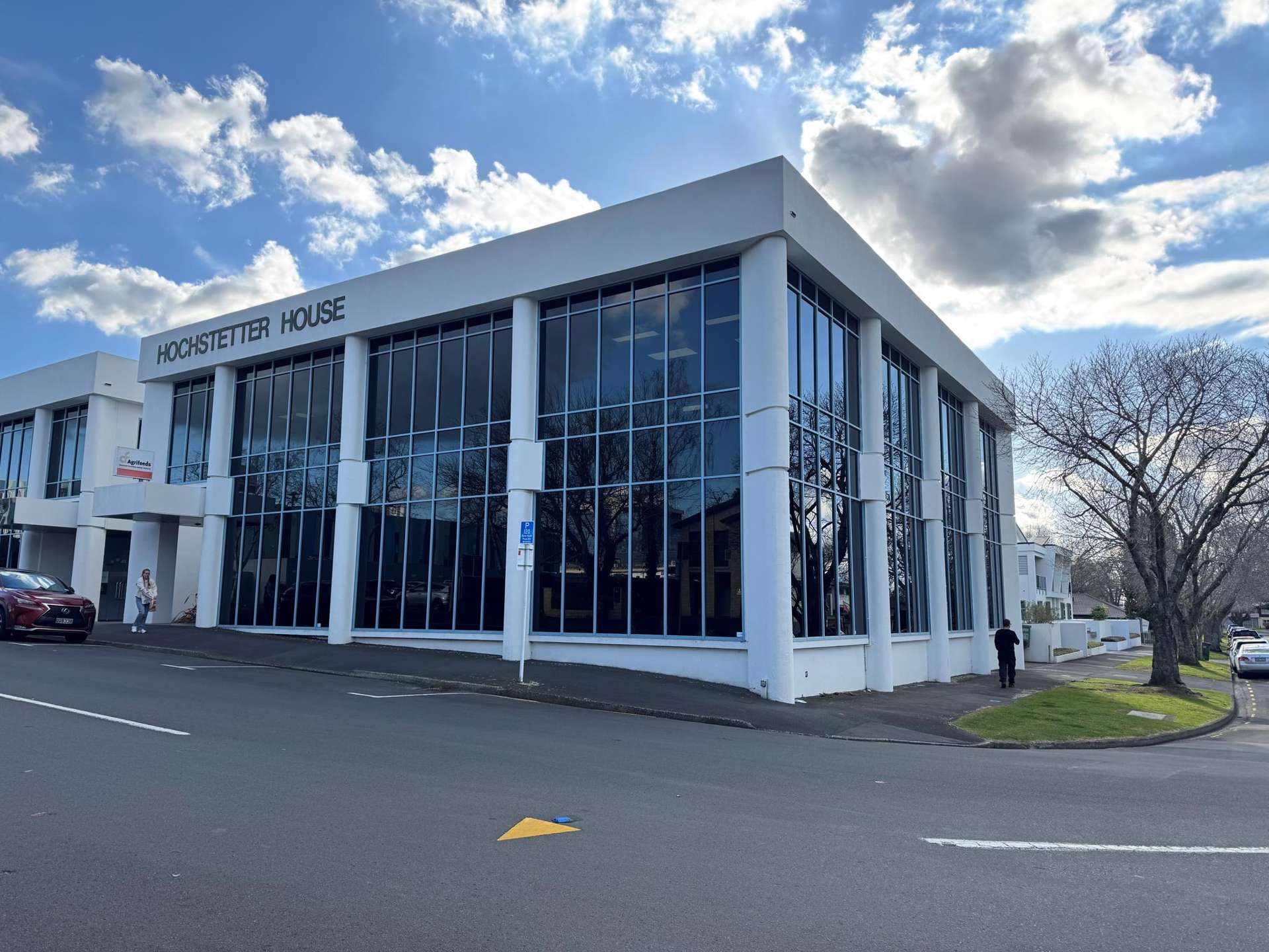 Cnr/18 Rostrevor Street and Clifton Road Hamilton Central_0