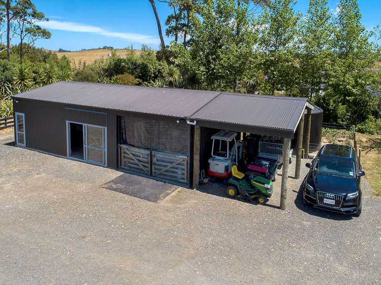 42 Arone Way Wainui_17