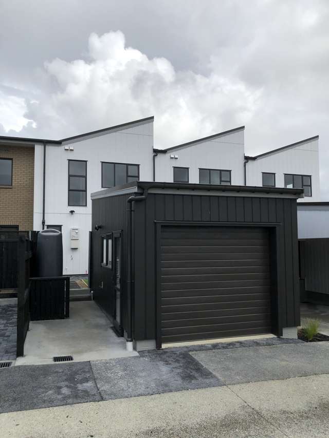 24 Manarini Road Westgate_1