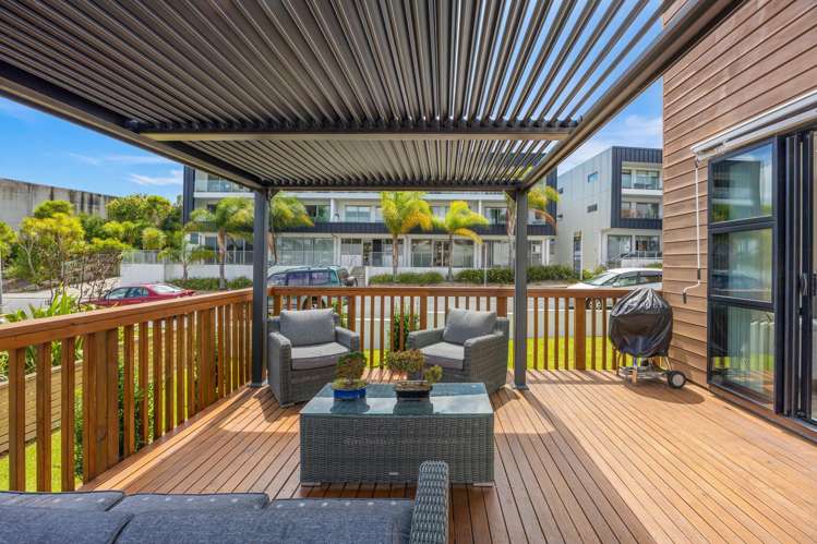 2 Seafarer Crescent Stanmore Bay_2