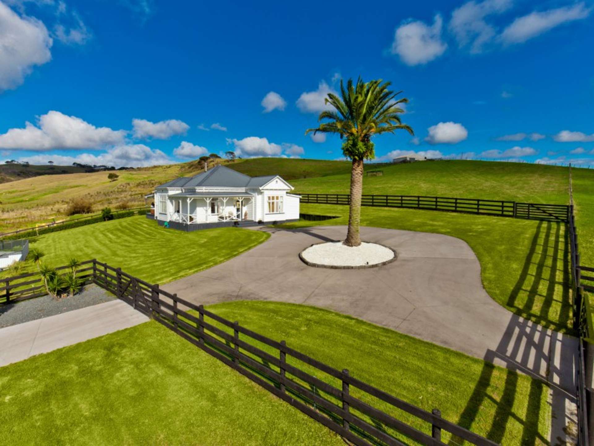 703 Peak Road Helensville_0