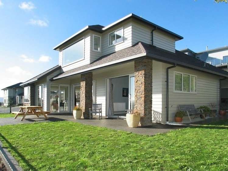 18 Kahurangi Heights Aotea_16