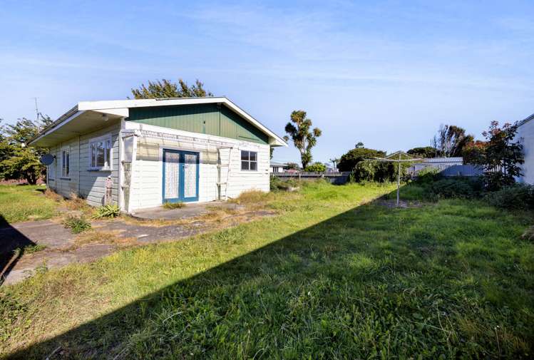35 Gladstone Street Hawera_18