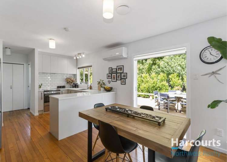 2/92 Kervil Avenue Te Atatu Peninsula_4