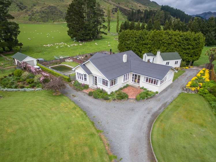 2081 Virginia Road Virginia_13