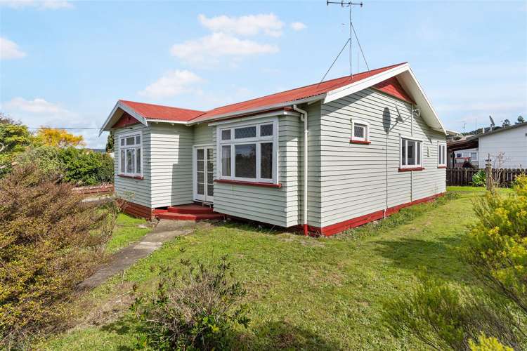 2 Featon Road Waihi_7