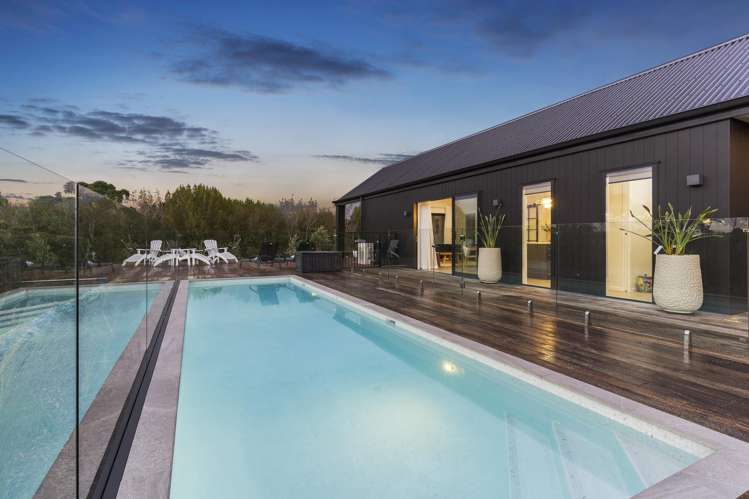 30 Hull Road Waitoki_19