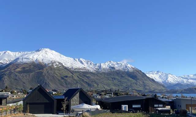 7 Mcneil Crescent Wanaka_1