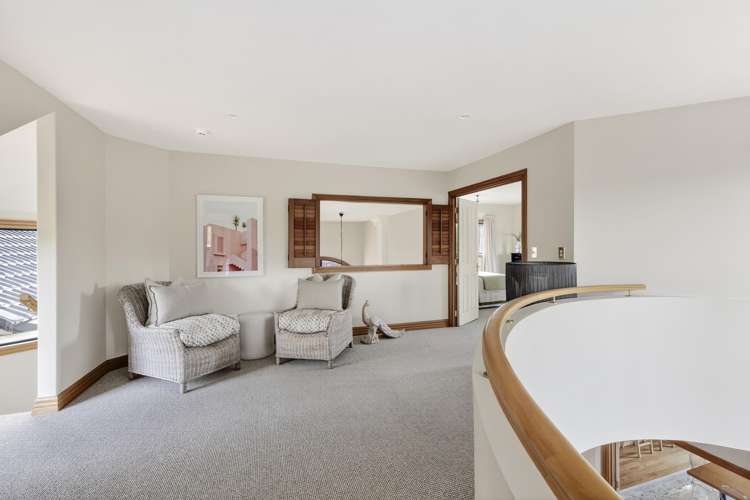 203 Athlone Drive Cambridge_16