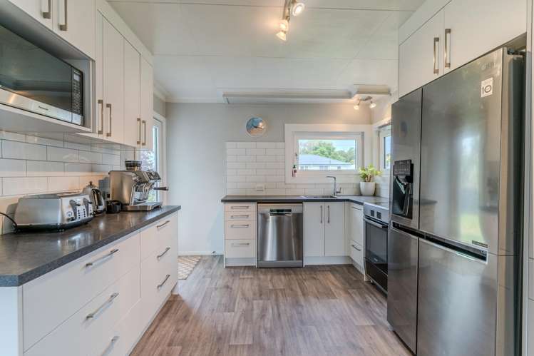 37 Dryden Street Milton_2