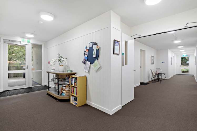 207/21B Swanson Road Henderson_12