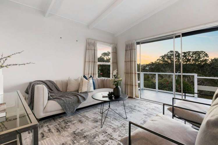 36 Mayfair Crescent Mairangi Bay_4