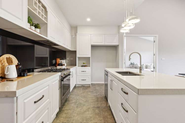 16 Knoll Rise Pukekohe_10