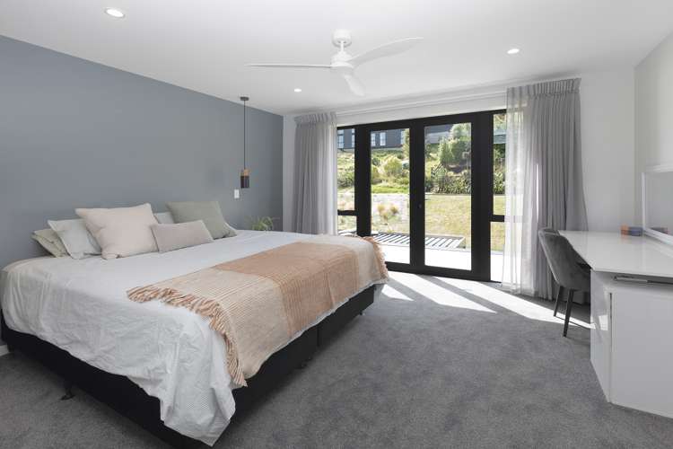 27 Long Acre Drive Cracroft_13