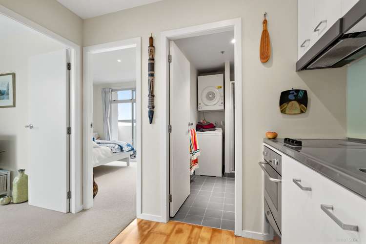 7G/32 EDEN CRESCENT City Centre_7