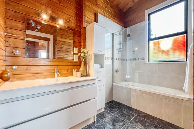 58 Francis Curtis Avenue Blockhouse Bay_10