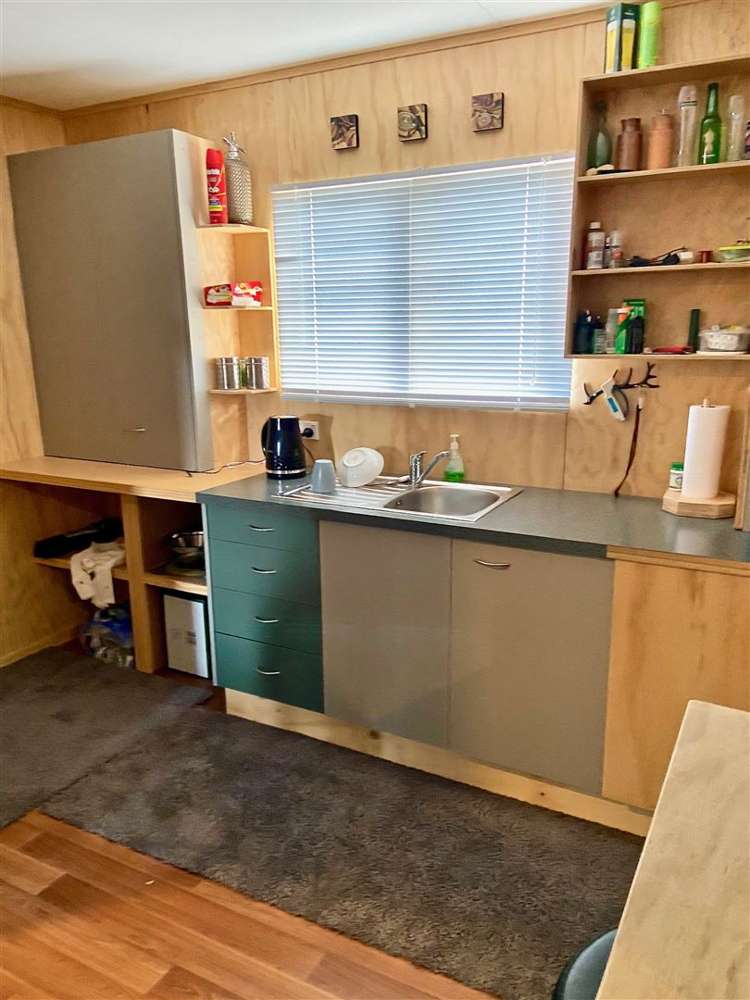 3 Lowry Street Waiau_13