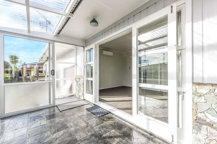 2/25 Kipling Crescent Stoke_10