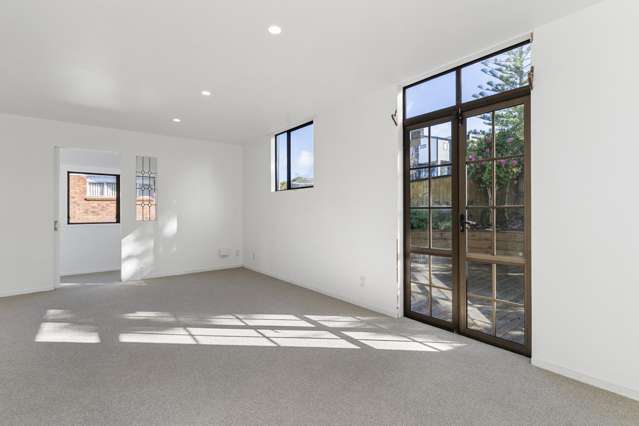 210 Glamorgan Drive Torbay_3