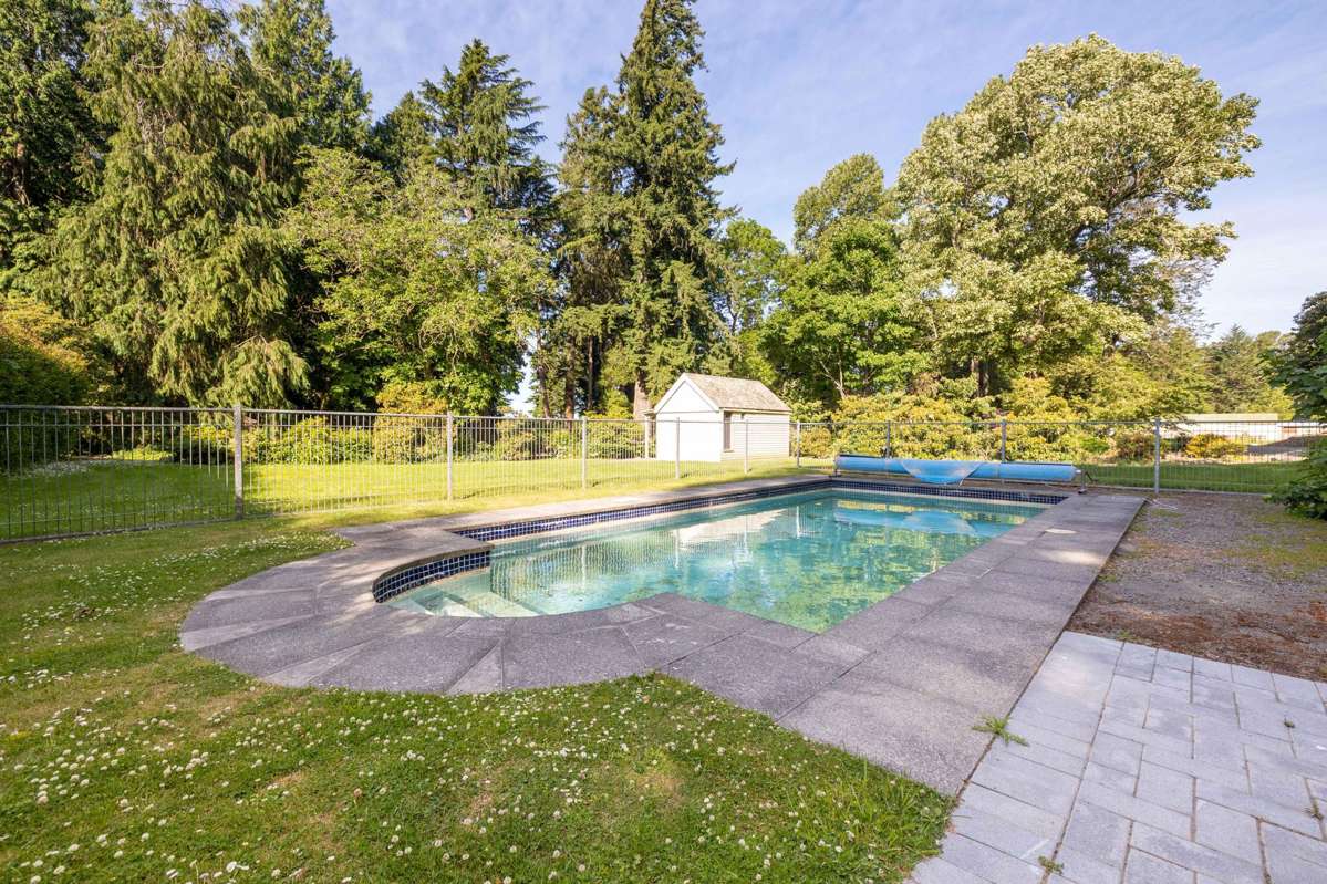 3979 West Coast Road_2