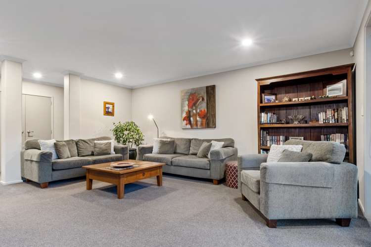 1 Kakapo Place Pyes Pa_11