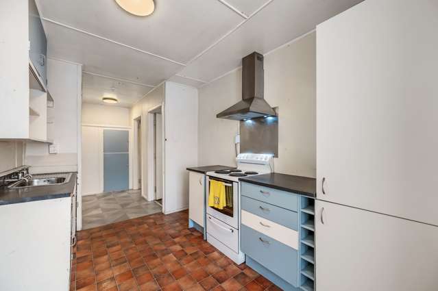 315 Southampton St East Hastings Central_4