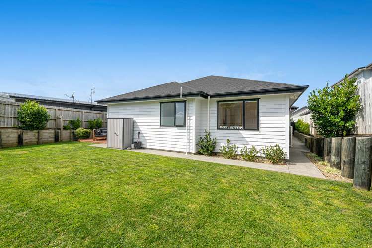 13 Surf View Crescent Red Beach_22