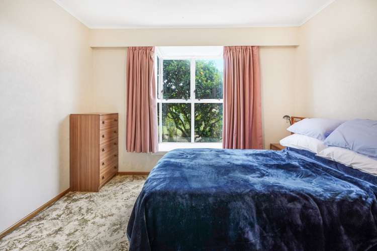 5 Defoe Avenue Hillcrest_5