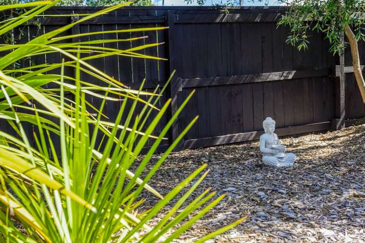 1/1 Broadview Place Howick_5