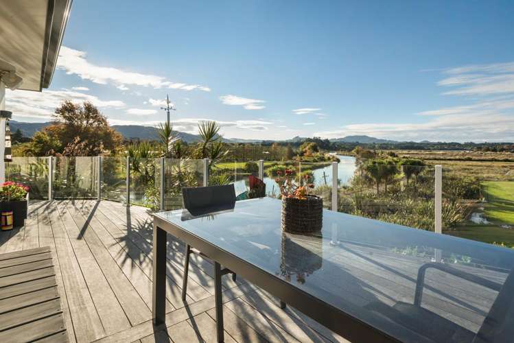 13 Noble Johnston Drive Katikati_12