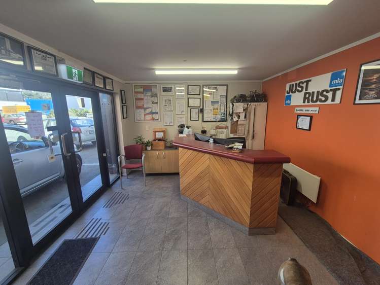 Unit 2/78 Main Road Tawa_6