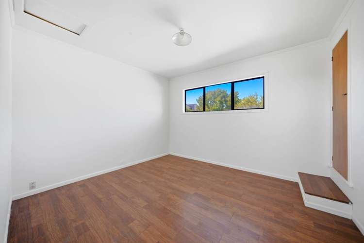 100 Edmonton Road Henderson_17