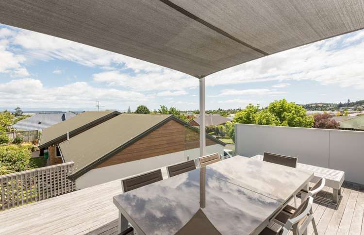 14 Ballard Drive Stoke_7