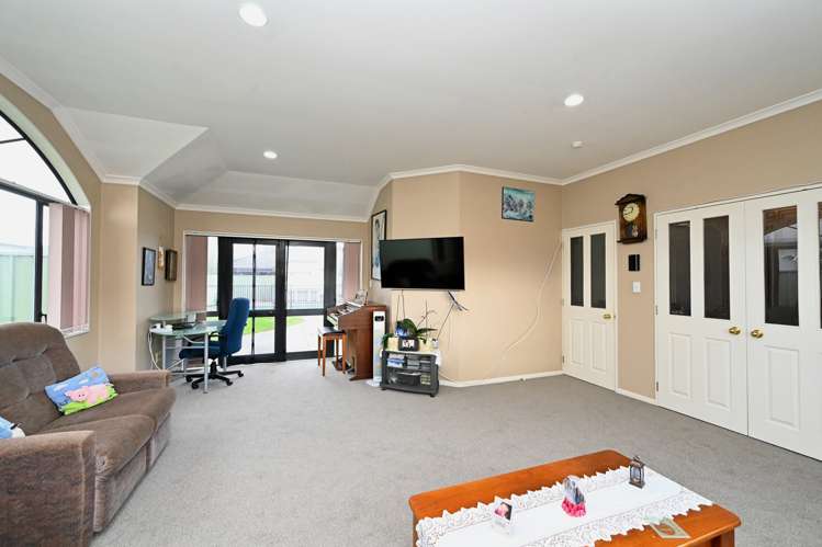 81 Kensington Drive Taradale_6